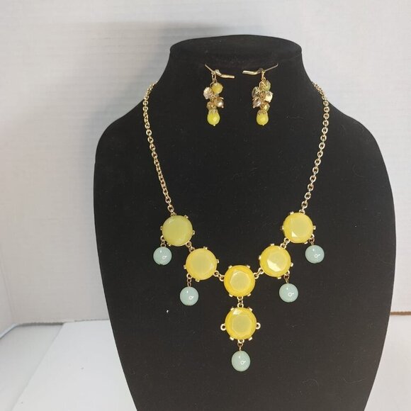 Jewelry Set / Green and Blue Statement Necklace and Earrings - Picture 5 of 7